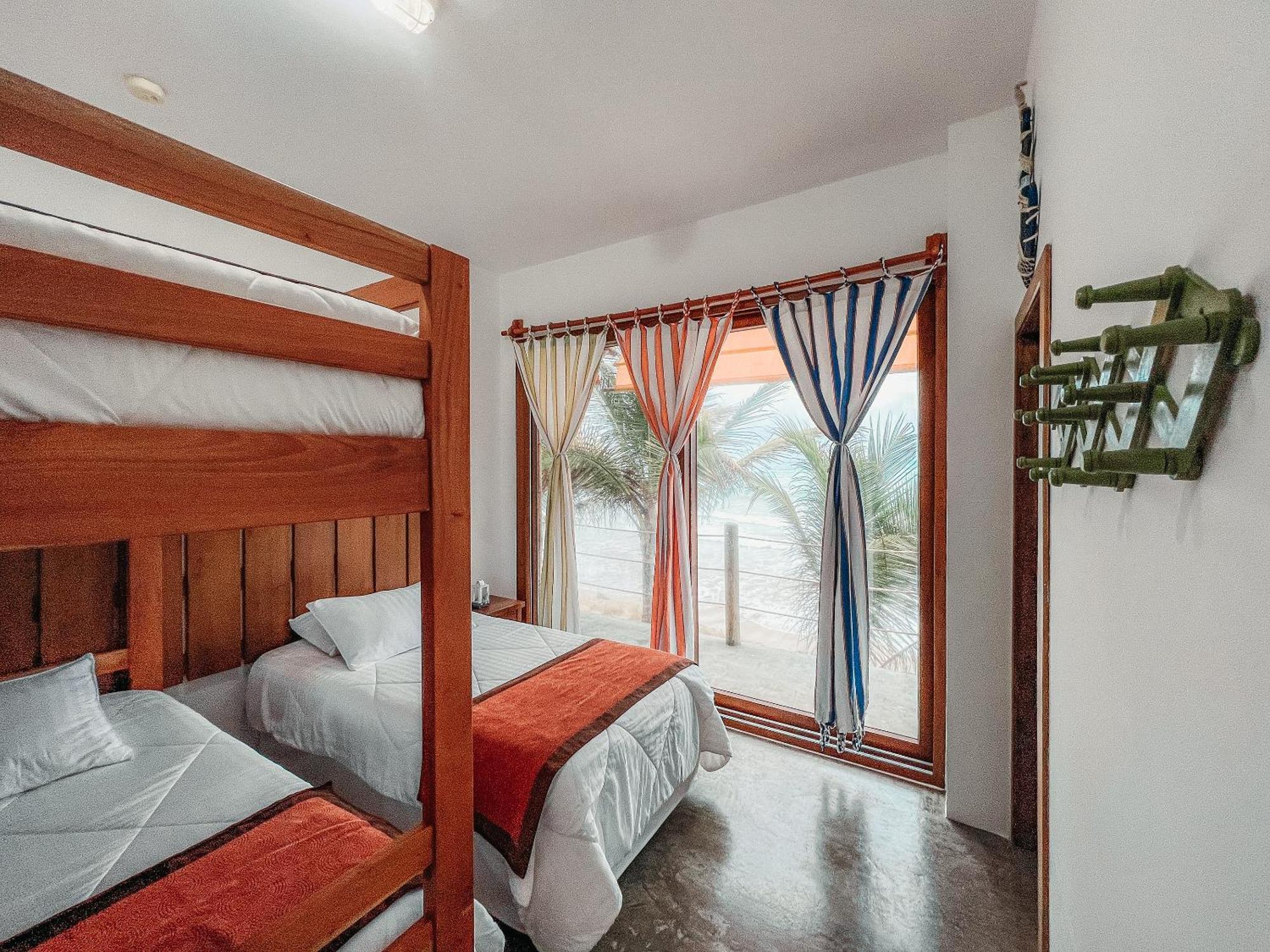 Hotel Mi Playa Galapagos Beachfront